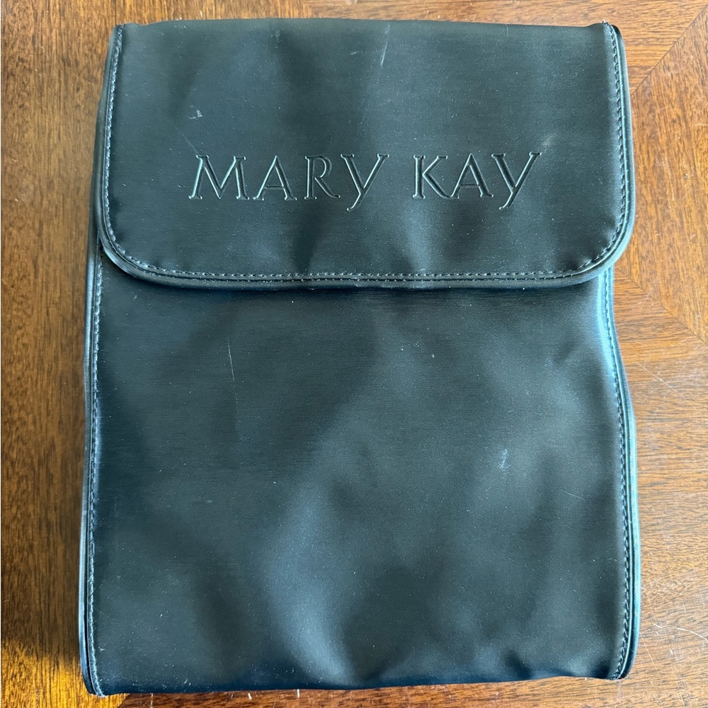Mary Kay Travel Roll Up Bag